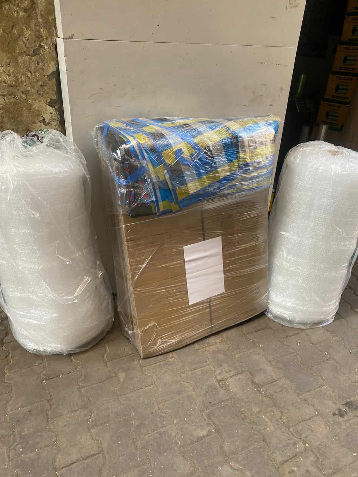 تغليف كراسي فاخرة بالبابلز